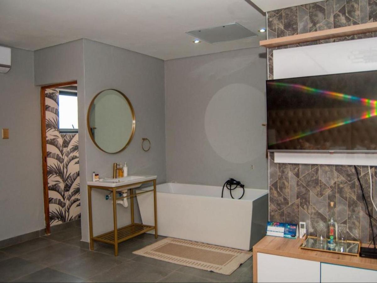 The Lux Hotel And Resorts Louis Trichardt Eksteriør bilde